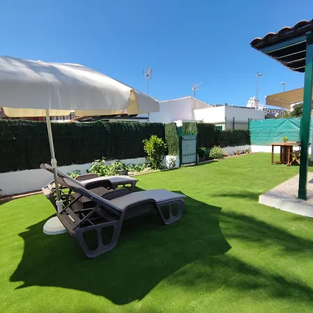 Next Yumbo Center アパート *